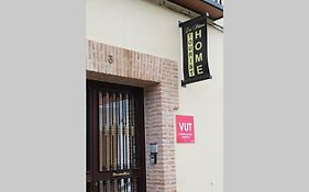 Los Pilares Tourist Home